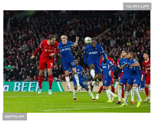 弗里克的临场调整见效 加时赛换人成夺冠关键